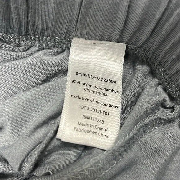 Barefoot Dreams Malibu Collection 2pc pajama set youth girl size 6-7 - Picture 5 of 5